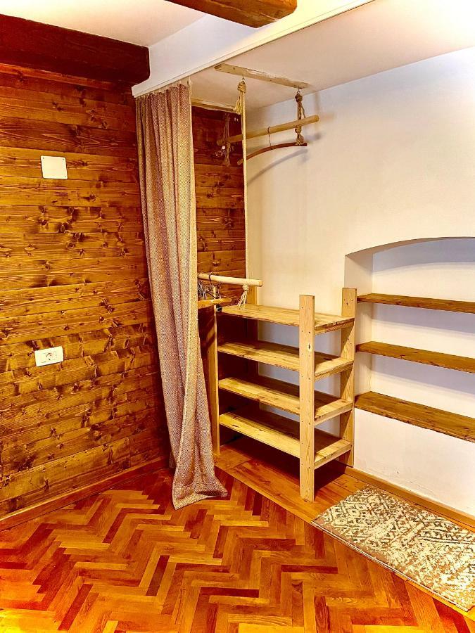 Apartament Rustic In Centrul Istoric Apartamento Braşov Exterior foto